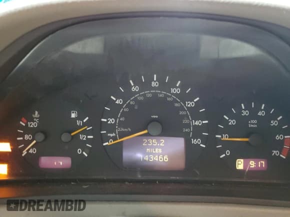 ✅ 2003 Mercedes-Benz CLK 320 • VIN: WDBLK65G13T137059 • Lot: 59420995. Wystawiony na Copart z przebiegiem 143 466 mil. Bezpłatny archiwum sprzedaży aukcyjnych z USA i szczegółowy raport historii pojazdu na DreamBid. Zdjęcie 9.