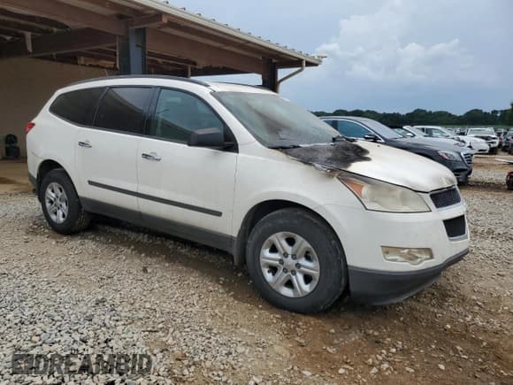 ✅ 2010 Chevrolet Traverse LS • VIN: 1GNLVEED7AJ198389 • Lot: 66553105. Wystawiony na Copart z przebiegiem Nie podano. Bezpłatny archiwum sprzedaży aukcyjnych z USA i szczegółowy raport historii pojazdu na DreamBid. Zdjęcie 4.