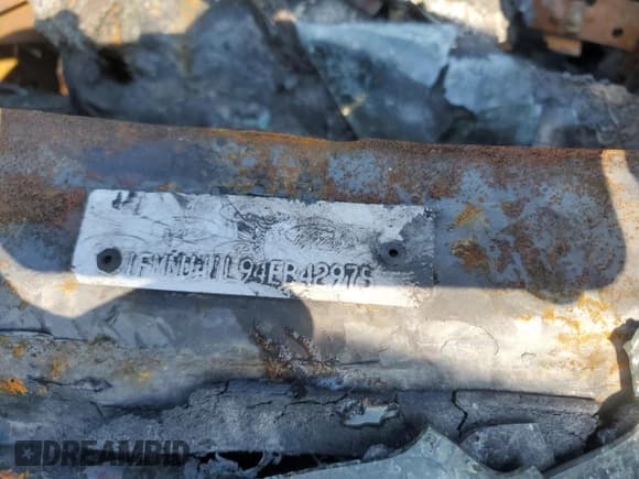 ✅ 2004 Ford Excursion Special Serv • VIN: 1FMNU41L94EB42975 • Lot: 66444425. Wystawiony na Copart z przebiegiem Nie podano. Bezpłatny archiwum sprzedaży aukcyjnych z USA i szczegółowy raport historii pojazdu na DreamBid. Zdjęcie 13.