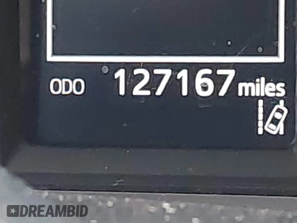 ✅ 2018 Toyota RAV4 LE • VIN: JTMBFREV7JJ214074 • Lot: 43688130. Listed on IAAI with 127,167 mi. Free auction sales archive from the USA and detailed vehicle history report at DreamBid. Image 15.