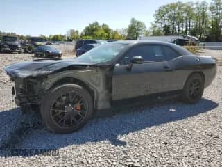 2016 Dodge Challenger 392 Hemi Scat Pack Shaker z VIN 2C3CDZFJ4GH289092, wystawiony jako Copart lot #71222535 z przebiegiem 63 659 mil mil oraz Szkoda całkowita • Salvage title. Historia ofert i sprzedaży dostępna na DreamBid. Obrazek 1.