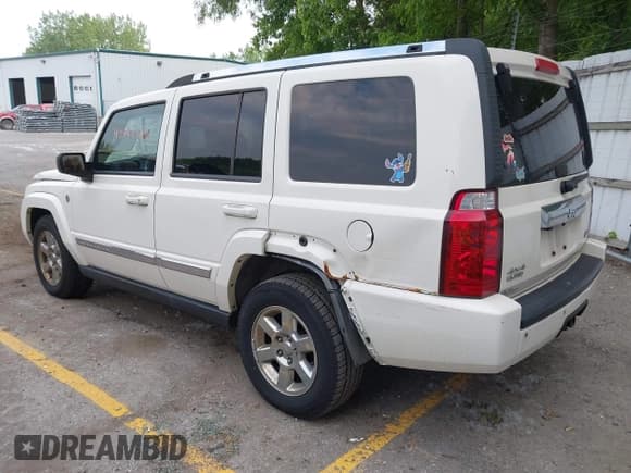 ✅ 2008 Jeep Commander Limited • VIN: 1J8HG58N08C190641 • Lot: 42442380. Listed on IAAI with 194,114 mi. Free auction sales archive from the USA and detailed vehicle history report at DreamBid. Image 3.