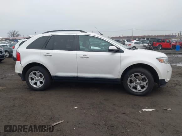 ✅ 2014 Ford Edge SEL • VIN: 2FMDK4JC1EBA93530 • Lot: 43767511. Listed on IAAI with 184,959 mi. Free auction sales archive from the USA and detailed vehicle history report at DreamBid. Image 13.
