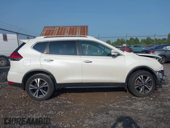 ✅ 2017 Nissan Rogue SV • VIN: 5N1AT2MV8HC793258 • Lot: 43140727. Listed on IAAI with 66,748 mi. Free auction sales archive from the USA and detailed vehicle history report at DreamBid. Image 14.