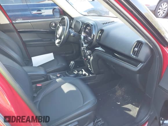 ✅ 2022 MINI Countryman Cooper • VIN: WMZ43BR01N3N56475 • Lot: 41343249. Listed on IAAI with 58,821 mi. Free auction sales archive from the USA and detailed vehicle history report at DreamBid. Image 5.