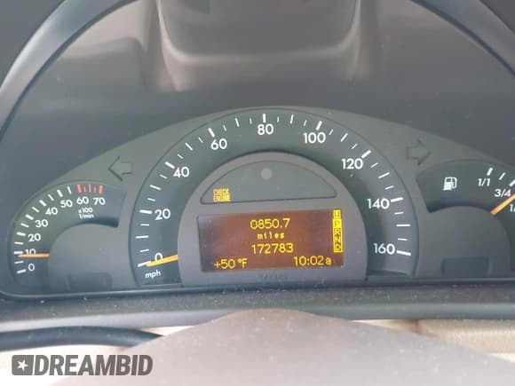 ✅ 2002 Mercedes-Benz C 230/260/280/320 • VIN: WDBRF64J62F205588 • Lot: 41619259. Wystawiony na IAAI z przebiegiem 172 783 mil. Bezpłatny archiwum sprzedaży aukcyjnych z USA i szczegółowy raport historii pojazdu na DreamBid. Zdjęcie 7.