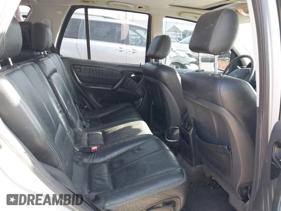 ✅ 2004 Mercedes-Benz M 350 • VIN: 4JGAB57E84A501744 • Лот: 42271880. Опубликован ранее на IAAI с пробегом 183 498 миль. Бесплатный доступ к архиву аукционных продаж из США и подробный отчёт об истории автомобиля на DreamBid. Изображение 8.