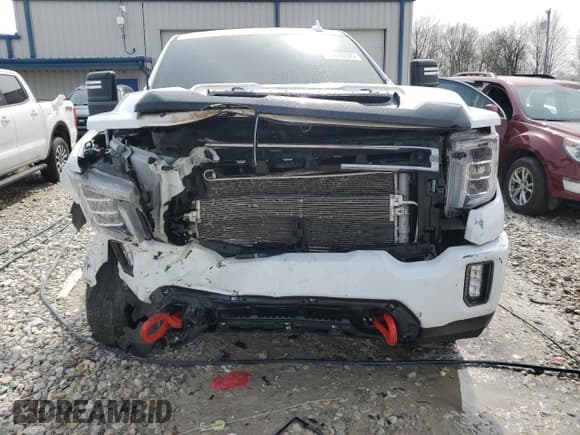 ✅ 2021 GMC Sierra 2500HD AT4 • VIN: 1GT49PEY0MF314684 • Lot: 51276345. Wystawiony na Copart z przebiegiem Nie podano. Bezpłatny archiwum sprzedaży aukcyjnych z USA i szczegółowy raport historii pojazdu na DreamBid. Zdjęcie 5.