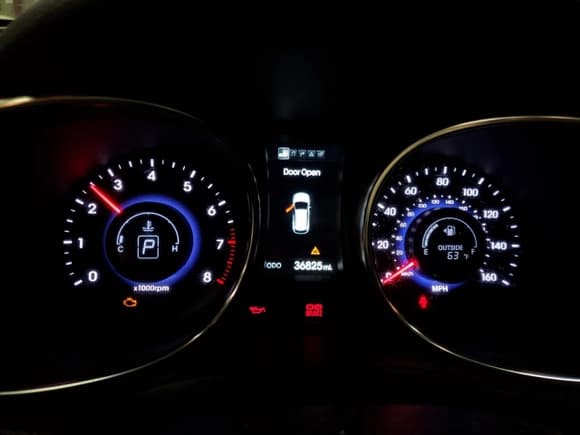 ✅ 2016 Hyundai Santa Fe • VIN: 5XYZWDLA8GG331379 • Лот: 70346193. Опубликован ранее на Copart с пробегом 36 825 миль. Бесплатный доступ к архиву аукционных продаж из США и подробный отчёт об истории автомобиля на DreamBid. Изображение 9.