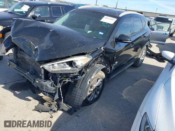 2018 Hyundai Tucson SEL с VIN KM8J33A49JU632757, выставлен на аукционе IAAI как лот 40913005 с пробегом Не указан миль и . История ставок и продаж доступна на DreamBid. Изображение 2.