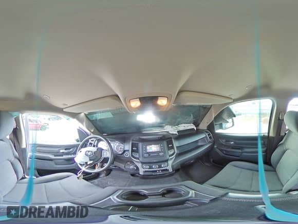 2020 Ram 1500 Tradesman z VIN 1C6RREGTXLN237345, wystawiony jako Copart lot #71566015 z przebiegiem 69 685 mil mil oraz Szkoda całkowita • Salvage title. Historia ofert i sprzedaży dostępna na DreamBid. Obrazek 14.