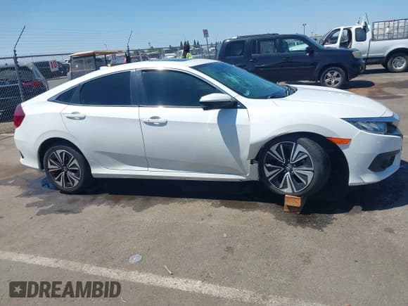 ✅ 2016 Honda Civic EX-L • VIN: 2HGFC1F83GH636374 • Лот: 42328432. Опубликован ранее на IAAI с пробегом 130 738 миль. Бесплатный доступ к архиву аукционных продаж из США и подробный отчёт об истории автомобиля на DreamBid. Изображение 13.