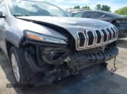 ✅ 2018 Jeep Cherokee Latitude • VIN: 1C4PJMCX0JD550224 • Lot: 42181466. Listed on IAAI with 107,944 mi. Free auction sales archive from the USA and detailed vehicle history report at DreamBid. Image 6.