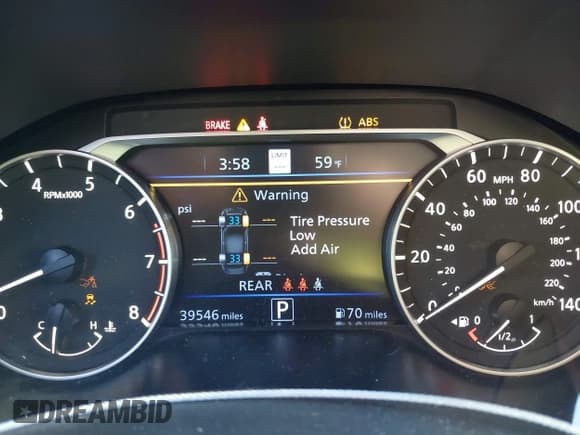 ✅ 2024 Nissan Altima SV • VIN: 1N4BL4DV2RN430180 • Lot: 43882936. Wystawiony na IAAI z przebiegiem 39 546 mil. Bezpłatny archiwum sprzedaży aukcyjnych z USA i szczegółowy raport historii pojazdu na DreamBid. Zdjęcie 7.