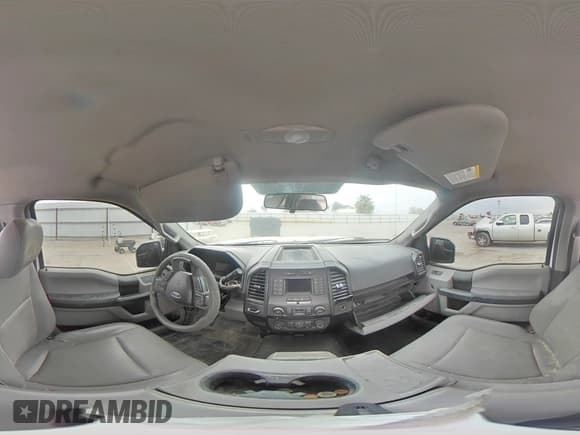 ✅ 2018 Ford F-150 XL • VIN: 1FTMF1CB2JKC54933 • Lot: 86312895. Listed on Copart with 230,041 mi. Free auction sales archive from the USA and detailed vehicle history report at DreamBid. Image 14.