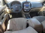 ✅ 2012 Hyundai Santa Fe GLS • VIN: 5XYZG3AB1CG137337 • Lot: 85203175. Listed on Copart with 172,979 mi. Free auction sales archive from the USA and detailed vehicle history report at DreamBid. Image 8.