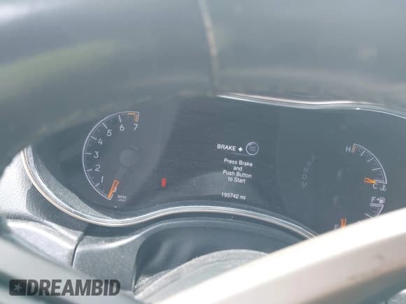 ✅ 2015 Jeep Grand Cherokee Altitude • VIN: 1C4RJFAG3FC692636 • Лот: 42335891. Опубликован ранее на IAAI с пробегом 193 742 миль. Бесплатный доступ к архиву аукционных продаж из США и подробный отчёт об истории автомобиля на DreamBid. Изображение 7.