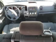 ✅ 2011 Toyota Tundra • VIN: 5TFDM5F16BX019620 • Lot: 46541795. Wystawiony na Copart z przebiegiem 235 993 mil. Bezpłatny archiwum sprzedaży aukcyjnych z USA i szczegółowy raport historii pojazdu na DreamBid. Zdjęcie 8.