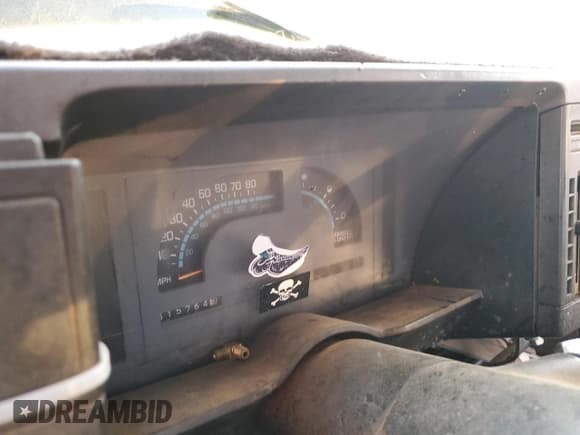 ✅ 1989 GMC Sonoma • VIN: 1GTBS14E2K2529679 • Lot: 53677215. Wystawiony na Copart z przebiegiem Nie podano. Bezpłatny archiwum sprzedaży aukcyjnych z USA i szczegółowy raport historii pojazdu na DreamBid. Zdjęcie 9.