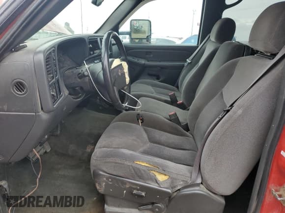 ✅ 2004 GMC Sierra 1500 SLE • VIN: 2GTEK13T741375129 • Лот: 81314555. Опубликован ранее на Copart с пробегом 237 525 миль. Бесплатный доступ к архиву аукционных продаж из США и подробный отчёт об истории автомобиля на DreamBid. Изображение 7.