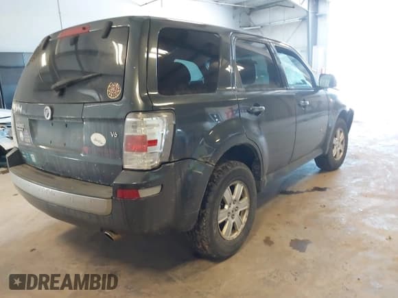 ✅ 2008 Mercury Mariner • VIN: 4M2CU81158KJ14013 • Лот: 41305863. Опубликован ранее на IAAI с пробегом 229 672 миль. Бесплатный доступ к архиву аукционных продаж из США и подробный отчёт об истории автомобиля на DreamBid. Изображение 4.