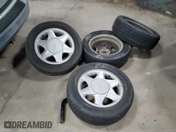 ✅ 2002 Mercury Sable LS Premium • VIN: 1MEHM59S72G626436 • Lot: 44957315. Listed on Copart with 77,268 mi. Free auction sales archive from the USA and detailed vehicle history report at DreamBid. Image 12.