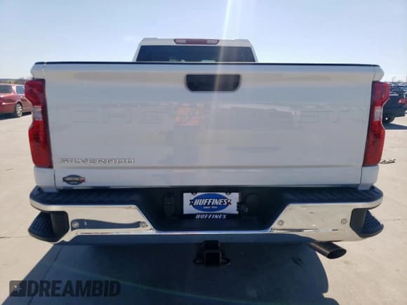 ✅ 2025 Chevrolet Silverado 2500HD • VIN: 1GC1KLE71SF147708 • Lot: 46921905. Wystawiony na Copart z przebiegiem 1 443 mil. Bezpłatny archiwum sprzedaży aukcyjnych z USA i szczegółowy raport historii pojazdu na DreamBid. Zdjęcie 6.