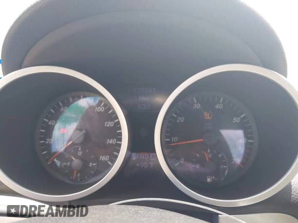 ✅ 2008 Mercedes-Benz SLK 350 • VIN: WDBWK56F28F179467 • Lot: 42385817. Listed on IAAI with 135,581 mi. Free auction sales archive from the USA and detailed vehicle history report at DreamBid. Image 7.