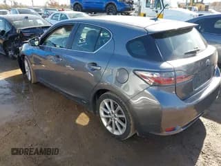 ✅ 2013 Lexus CT 200h • VIN: JTHKD5BH0D2171692 • Лот: 43677734. Опубликован ранее на IAAI с пробегом 113 162 миль. Бесплатный доступ к архиву аукционных продаж из США и подробный отчёт об истории автомобиля на DreamBid. Изображение 3.