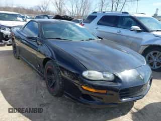 1998 Chevrolet Camaro z VIN 2G1FP22KXW2148334, wystawiony jako IAAI lot #41817660 z przebiegiem 66 663 mil mil oraz . Historia ofert i sprzedaży dostępna na DreamBid. Obrazek 1.