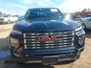 ✅ 2023 GMC Canyon 4WD Denali • VIN: 1GTP6FEK9P1146606 • Lot: 41330983. Wystawiony na IAAI z przebiegiem 18 907 mil. Bezpłatny archiwum sprzedaży aukcyjnych z USA i szczegółowy raport historii pojazdu na DreamBid. Zdjęcie 12.