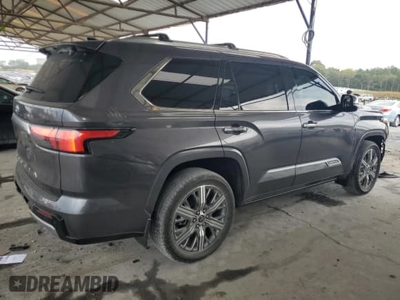 ✅ 2023 Toyota Sequoia SR5 • VIN: 7SVAAAAA3PX002055 • Lot: 72932724. Listed on Copart with 22,833 mi. Free auction sales archive from the USA and detailed vehicle history report at DreamBid. Image 3.