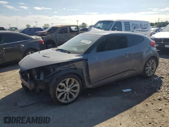 ✅ 2012 Hyundai Veloster w/Red Int • VIN: KMHTC6AD3CU031048 • Lot: 72623794. Wystawiony na Copart z przebiegiem 160 846 mil. Bezpłatny archiwum sprzedaży aukcyjnych z USA i szczegółowy raport historii pojazdu na DreamBid. Zdjęcie 1.