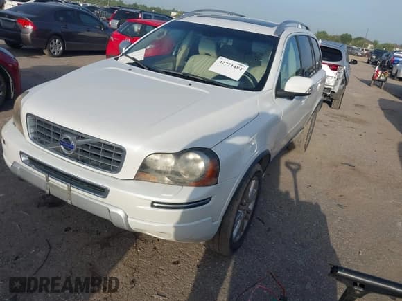 ✅ 2014 Volvo XC90 • VIN: YV4952CY6E1703087 • Лот: 42771484. Опубликован ранее на IAAI с пробегом 79 648 миль. Бесплатный доступ к архиву аукционных продаж из США и подробный отчёт об истории автомобиля на DreamBid. Изображение 2.