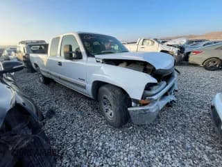 ✅ 2001 Chevrolet Silverado 1500 LS • VIN: 1GCEC19V11E232175 • Лот: 79202904. Опубликован ранее на Copart с пробегом 309 623 миль. Бесплатный доступ к архиву аукционных продаж из США и подробный отчёт об истории автомобиля на DreamBid. Изображение 4.