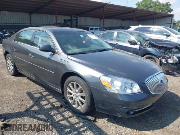 ✅ 2011 Buick Lucerne CXL Premium • VIN: 1G4HJ5EM5BU123454 • Lot: 43017001. Wystawiony na IAAI z przebiegiem 224 040 mil. Bezpłatny archiwum sprzedaży aukcyjnych z USA i szczegółowy raport historii pojazdu na DreamBid. Zdjęcie 1.