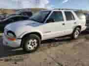 2003 Chevrolet Blazer LS z VIN 1GNDT13X33K136937, wystawiony jako Copart lot #80944284 z przebiegiem 163 549 mil mil oraz Szkoda całkowita • Salvage title. Historia ofert i sprzedaży dostępna na DreamBid. Obrazek 1.