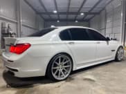 ✅ 2010 BMW 7 Series 750Li • VIN: WBAKB8C58ACY64395 • Lot: 46757005. Listed on Copart with 137,375 mi. Free auction sales archive from the USA and detailed vehicle history report at DreamBid. Image 4.