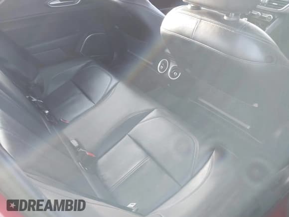 ✅ 2021 Alfa Romeo Giulia • VIN: ZARFAMAN1M7649060 • Lot: 41452670. Listed on IAAI with 47,259 mi. Free auction sales archive from the USA and detailed vehicle history report at DreamBid. Image 8.