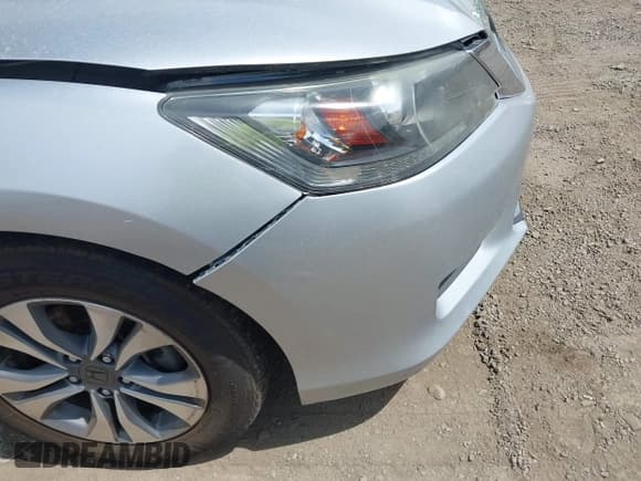 ✅ 2015 Honda Accord LX • VIN: 1HGCR2F34FA184430 • Lot: 42903921. Wystawiony na IAAI z przebiegiem 138 636 mil. Bezpłatny archiwum sprzedaży aukcyjnych z USA i szczegółowy raport historii pojazdu na DreamBid. Zdjęcie 18.