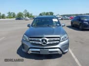 ✅ 2018 Mercedes-Benz GLS 450 • VIN: 4JGDF6EE1JB027541 • Lot: 42758040. Wystawiony na IAAI z przebiegiem 93 956 mil. Bezpłatny archiwum sprzedaży aukcyjnych z USA i szczegółowy raport historii pojazdu na DreamBid. Zdjęcie 11.