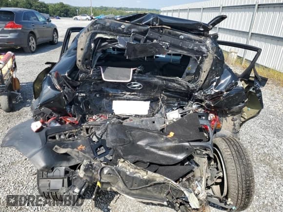 ✅ 2018 Hyundai Kona SEL • VIN: KM8K62AA4JU163380 • Лот: 67961713. Опубликован ранее на Copart с пробегом 62 720 миль. Бесплатный доступ к архиву аукционных продаж из США и подробный отчёт об истории автомобиля на DreamBid. Изображение 6.