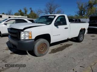 2007 Chevrolet Silverado 1500 Work Truck с VIN 1GCEC14C17Z591968, выставлен на аукционе Copart как лот 82594185 с пробегом 186 506 миль миль и Чистый • Clean title. История ставок и продаж доступна на DreamBid. Изображение 1.