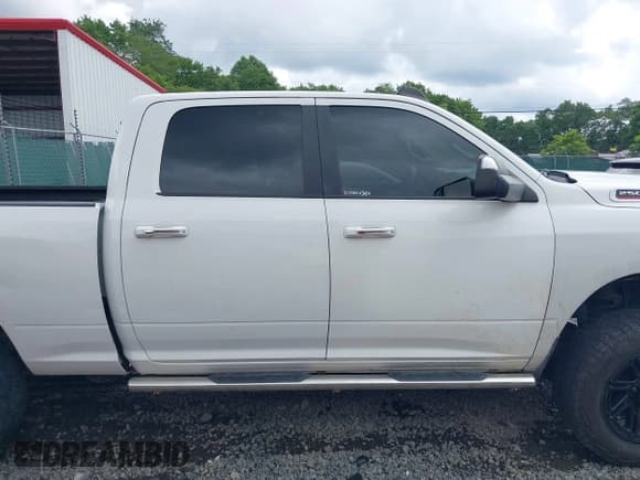 ✅ 2019 Ram 2500 Big Horn • VIN: 3C6UR5DJ4KG680708 • Лот: 42774890. Опубликован ранее на IAAI с пробегом 137 096 миль. Бесплатный доступ к архиву аукционных продаж из США и подробный отчёт об истории автомобиля на DreamBid. Изображение 13.