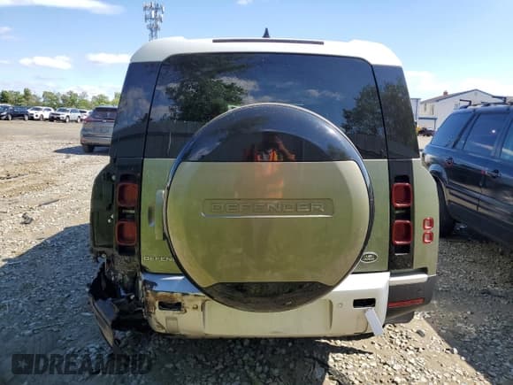 ✅ 2023 Land Rover Defender • VIN: SALEJFEU5P2220887 • Lot: 56832135. Listed on Copart with 36,238 mi. Free auction sales archive from the USA and detailed vehicle history report at DreamBid. Image 6.