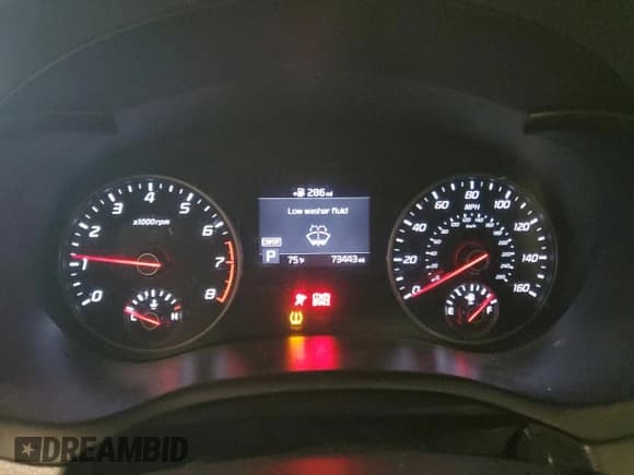 ✅ 2019 Kia Stinger • VIN: KNAE15LA2K6046527 • Lot: 64881315. Wystawiony na Copart z przebiegiem 73 443 mil. Bezpłatny archiwum sprzedaży aukcyjnych z USA i szczegółowy raport historii pojazdu na DreamBid. Zdjęcie 9.