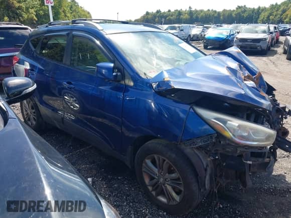 2014 Hyundai Tucson Limited with VIN KM8JUCAG1EU923895, listed as a IAAI auction lot 43296605 with 259,486 mi miles and . Bid and sale history available at DreamBid. Image 13.