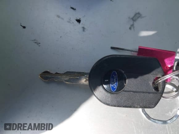 ✅ 2011 Ford Escape Hybrid • VIN: 1FMCU4K3XBKC60103 • Lot: 42048614. Wystawiony na IAAI z przebiegiem 125 354 mil. Bezpłatny archiwum sprzedaży aukcyjnych z USA i szczegółowy raport historii pojazdu na DreamBid. Zdjęcie 11.