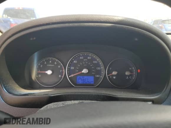 2012 Hyundai Santa Fe Limited с VIN 5XYZK3AB7CG156666, выставлен на аукционе Copart как лот 66958164 с пробегом 135 252 миль миль и На запчасти • Non repairable. История ставок и продаж доступна на DreamBid. Изображение 9.