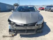 ✅ 2017 Chevrolet Volt LT • VIN: 1G1RC6S50HU116287 • Lot: 71053424. Wystawiony na Copart z przebiegiem 92 447 mil. Bezpłatny archiwum sprzedaży aukcyjnych z USA i szczegółowy raport historii pojazdu na DreamBid. Zdjęcie 5.